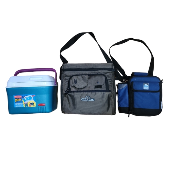 Rubbermaid Other - Vintage Rubbermaid 1.58 Gallon Cooler Bundle with Frozen & Arctic Zone Coolers